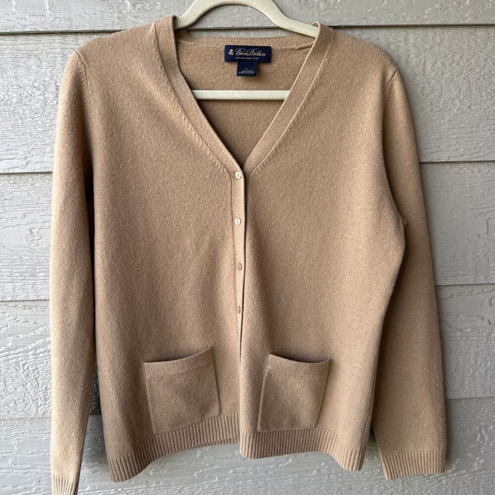 Brooks Brothers Women’s L Tan V-Neck Preppy Long Sleeve Button-Up Cardigan